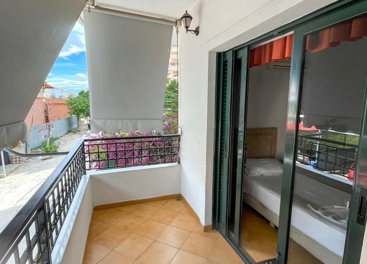 Hotel Kanina Sarande 0*,  Albania